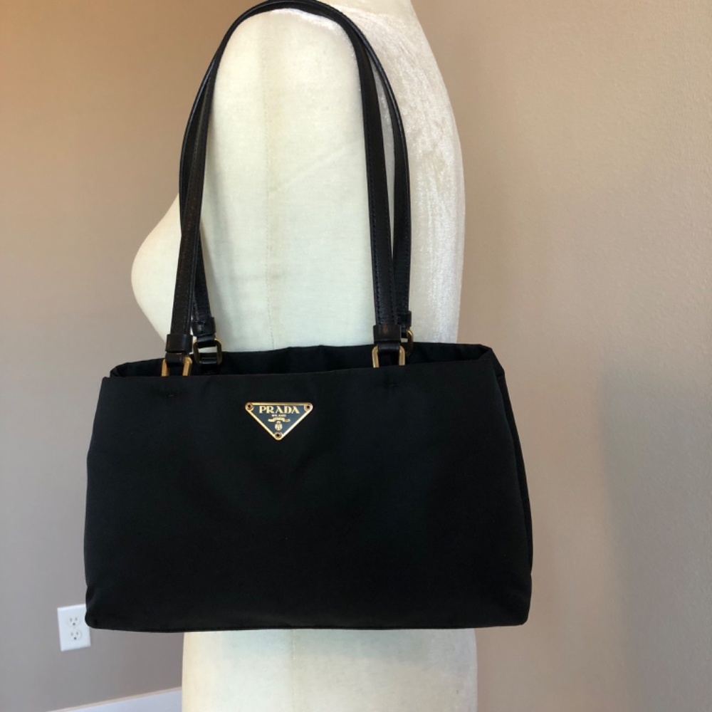 PRADA HANDBAG - Picture 4 of 7